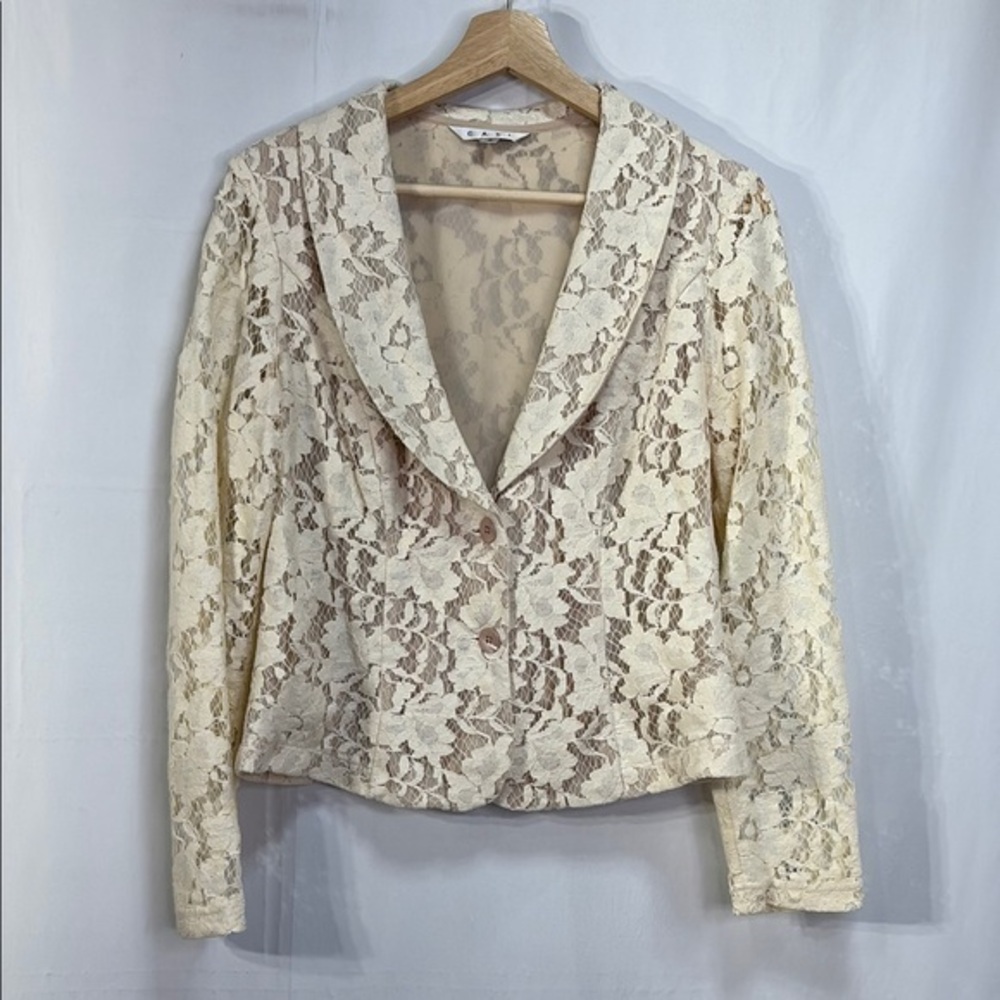 🫆CAbi Cream Lace two button Shaw collar Blazer